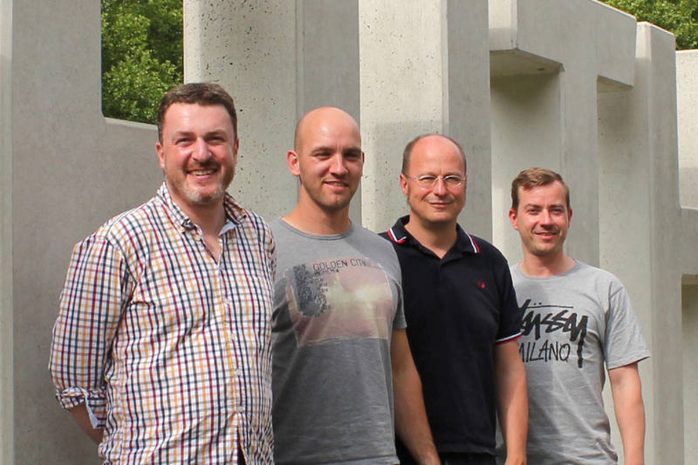 Partner für Datenmanagement-Projekt im SS 2014 (v.l.n.r.): Alexander Löser (Beuth), Ralf Heyde (Zalando), Erik Schulze (Springer Science), Marco Tannert (Zalando) (Foto: Strohschein)