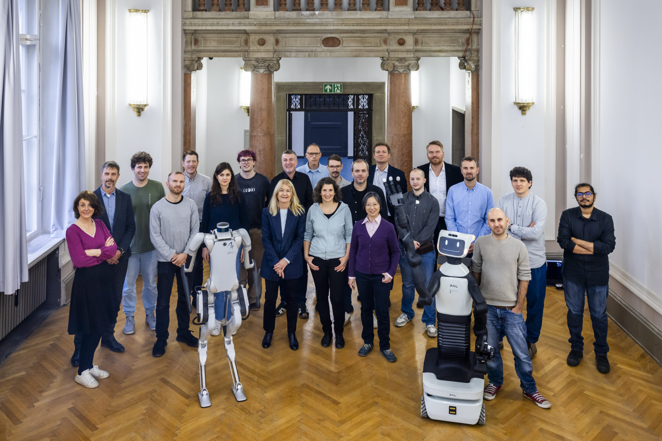 A photo showing the members of the appl-fm research impulse